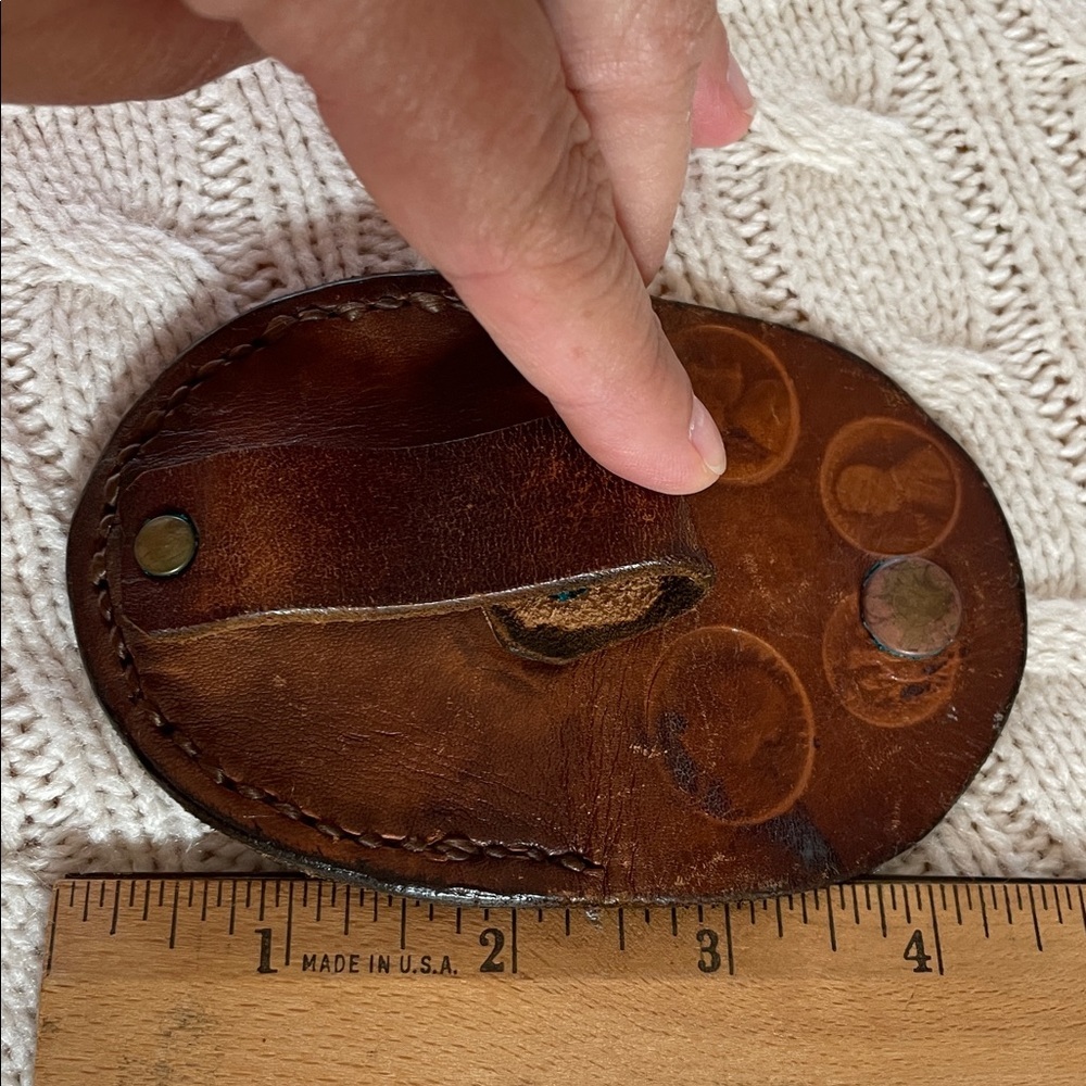 Vtg Lincoln penny embossed leather snap coin purse with loop to attach to belt. - Picture 7 of 10